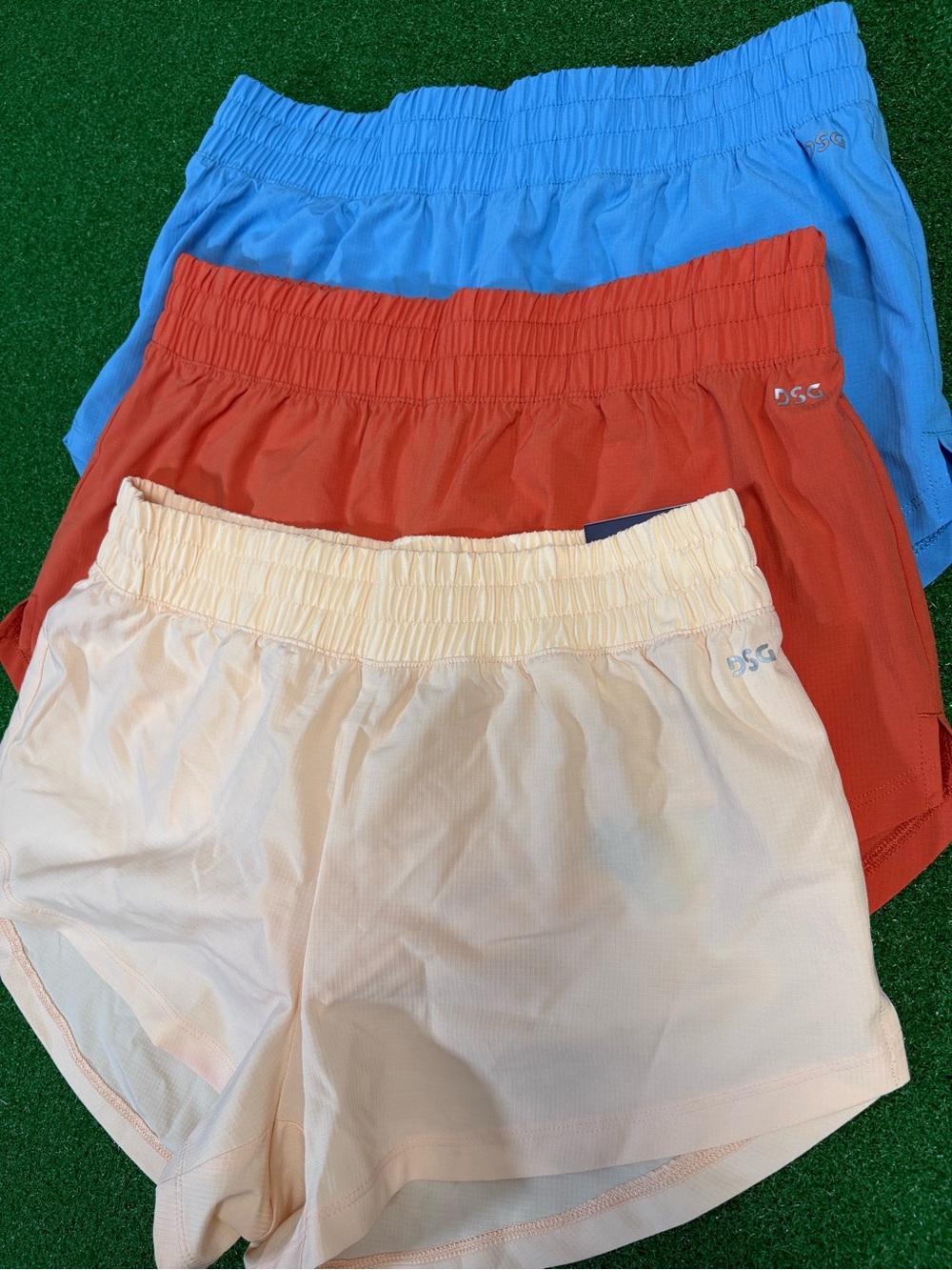 DSG Set of 3 Stride Mid-Rise 3” Athletic Shorts Size Small - Picture 2 of 5